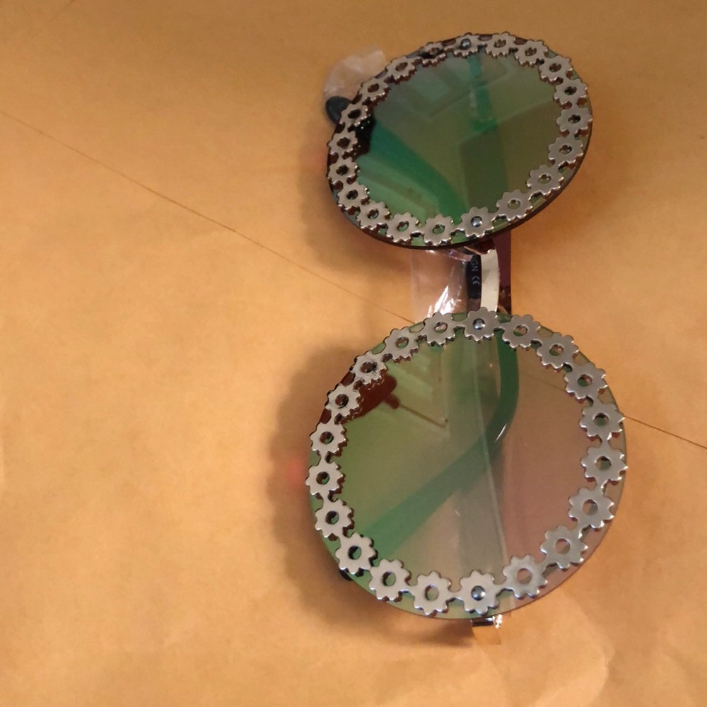 Sunnies